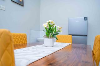 Palm Haven Furnished Apartments - 9