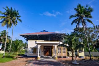 Spacious Fully Furnished 3BHK Home Prime Location - 0