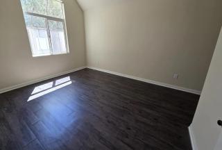 Woodland Oasis 2BR With FREE PARKING - 1