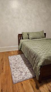 Beautiful 2 bedroom suite in downtown Lynn - 1