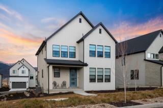 Little Fjall Peak- 3br 2.5ba Sleeps 8 EV Garage - 0