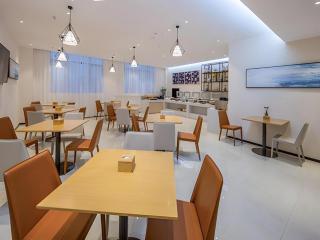 City Comfort Inn Wuzhou Xijiang Thrid Bridge - 8