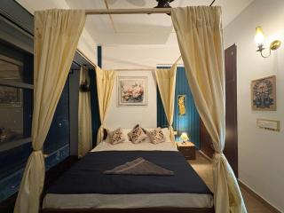 Luxurious 1BHK suite with city view with The lockwoods - 7