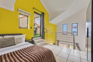 Zalari Luxe Loft A , Spacious 1 Bed Loft, Paulshof - 5