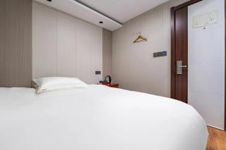 Huajing Hotel (Near Shanghai Ninth People's Hospital,South Xizang Road Metro Station) - 5