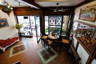 Red Balcony Hotel - 9