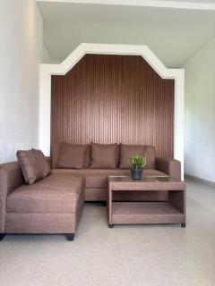L House - 1