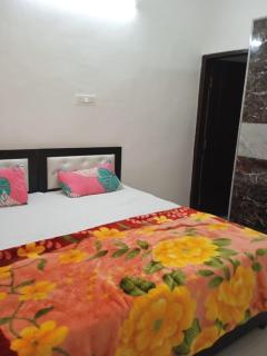 Guruji Homestay Near UPES Collage - 6