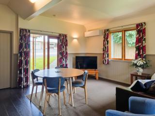 Naseby Apartments - 4