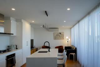 Stylish Urban Retreat in the Heart of Collingwood Melbourne - 5