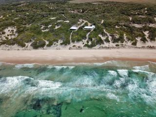 Zavora Venture Cabanas - 9