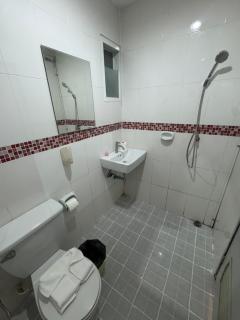 Luxus Guesthouse - 8