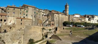 LA CHASCONA DI FARNESE casa di tufo nel borgo - 6