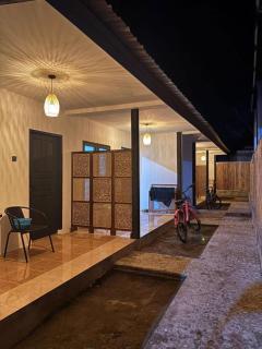 Gili Glow Homestay - 0