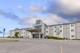 Motel 6-Brandon, MB - 3