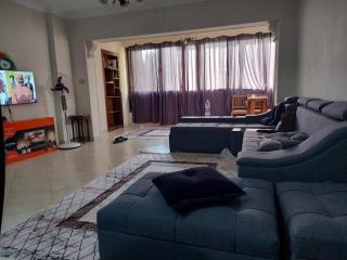 عمارة مميزة باطلاله رائعه و مكيفه بجوار فندق توليب رشدي شارع المعسكر الروماني - 7