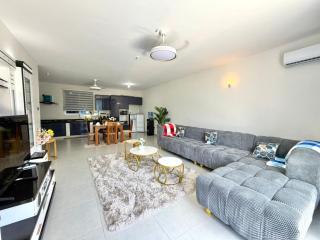 Elegant cozy stylish Nyali Apartment - 0