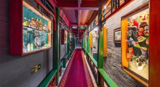 Beijing Double Happiness Courtyard Hotel - 9