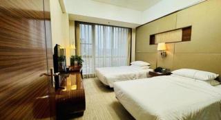 Jinan Silver Plaza Quancheng Hotel - 8