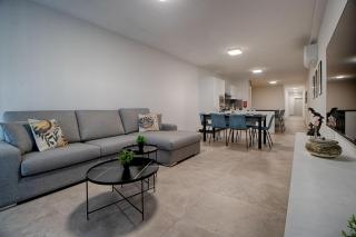 New 3 Bedroom Family Apartment with Terrace - 8