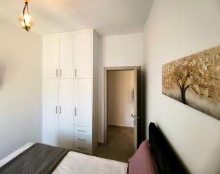 Massaros Apartments - 7