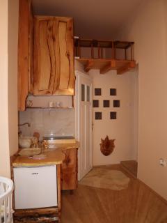 Golden Sun Salon - 3