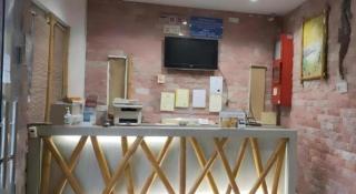 OYO 90576 Holiday Dive Inn - 5