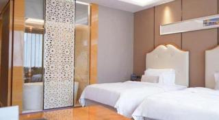 Riverside International Hotel - 4