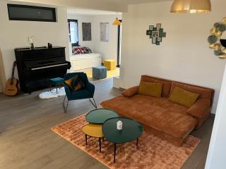 Suite moderne avec jacuzzi - 4