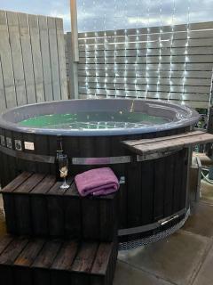 Whitethorn Shepherds Hut - 7