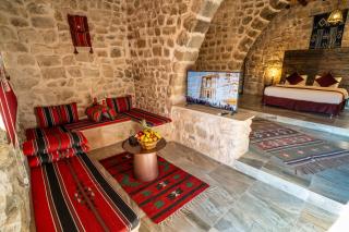 The Old Village Hotel & Resort - 9