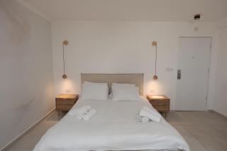 108 - סי סייד אילת סטודיו עם מרפסת פונה לבריכה ולים - 2