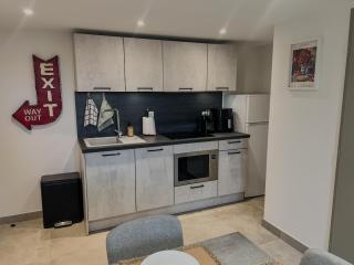 Factory duplex Aigues-Mortes moderne & chaleureux - 2