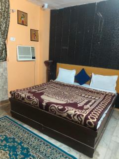 Roshan Taj Homestay & Guest House Hostel - 4