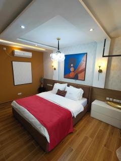 Appartement fonctionnel a l'etage, vue sur un plan d'eau - 8