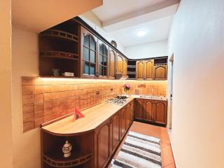 Gjetja City Apartments - 9