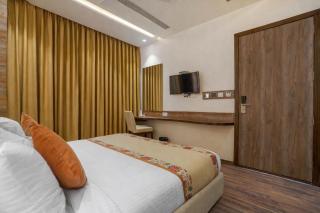 The Continental Heights Amritsar ! Prime Location ! Parking ! Restaurant - 1