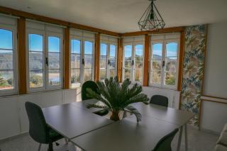 Beachfront Surf & Holiday House, Charming & Quiet - 5