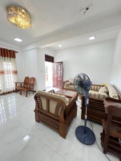 Skye Sea View Apartment - 8