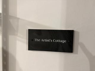 The Artist's Cottage - 9