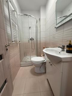 35 bis Tineretului Street, building 2 - 4