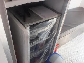 Kleines Hausboot - ideal für Ihren Angelurlaub! - 4