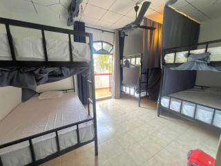 Chill & Stay Hostel Mirissa - 5