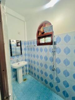 Chill & Stay Hostel Mirissa - 1