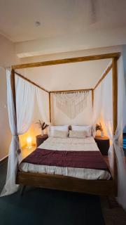 Anjuna Villa - 4 Vibrant Themed Rooms - 7