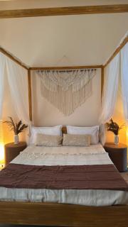 Anjuna Villa - 4 Vibrant Themed Rooms - 6