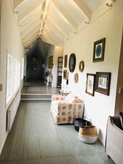 Large Lake House - 5