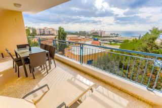 H&O Golden Sunset View Apartment - 8