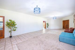 Cockburn Airoprt 5BR Farmstay nr Fremantle&Beach - 4