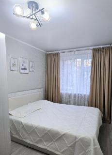 2х-ком Люкс Пр Б Момышулы 4а в центре Шымкента -1й этаж - Schymkent - 0